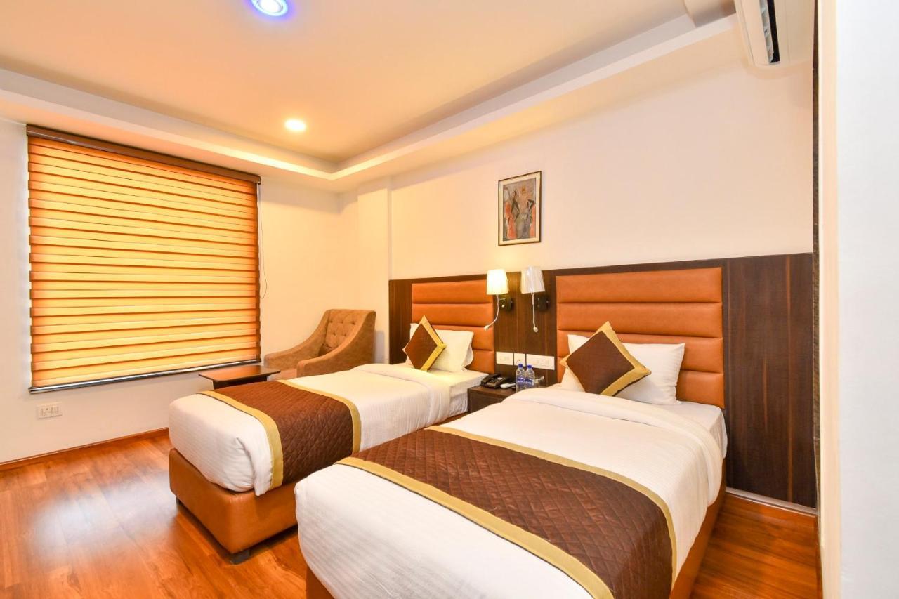 Hotel Suncity Plaza, Sitapura, Jaipur Bilik gambar